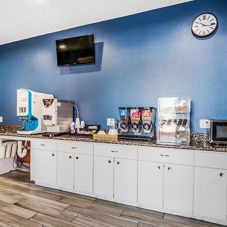 Scottish Inns & Suites Iah Airport-Beltway 8 Aldine Екстер'єр фото