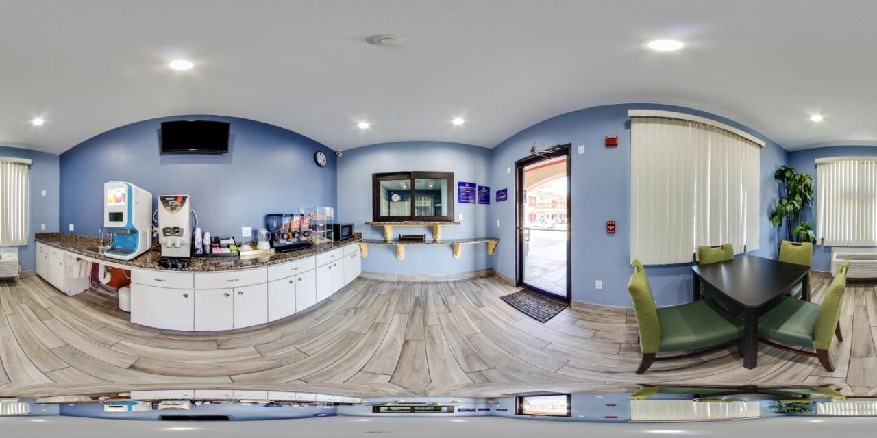 Scottish Inns & Suites Iah Airport-Beltway 8 Aldine Екстер'єр фото