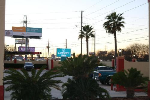 Scottish Inns & Suites Iah Airport-Beltway 8 Aldine Екстер'єр фото