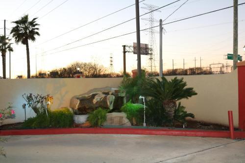 Scottish Inns & Suites Iah Airport-Beltway 8 Aldine Екстер'єр фото